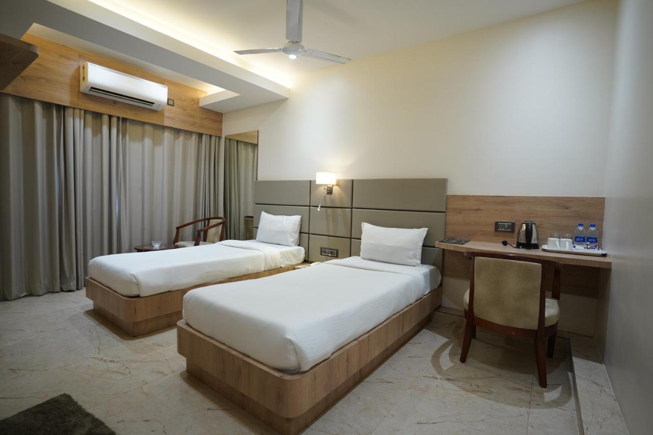 Hotel The Venue Dhanbād エクステリア 写真